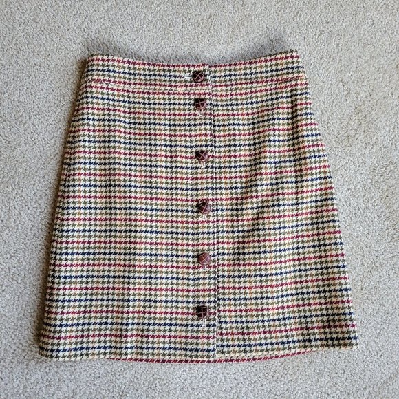 Talbots Dresses & Skirts - NWOT Talbots wool-blend houndstooth button skirt 19" long